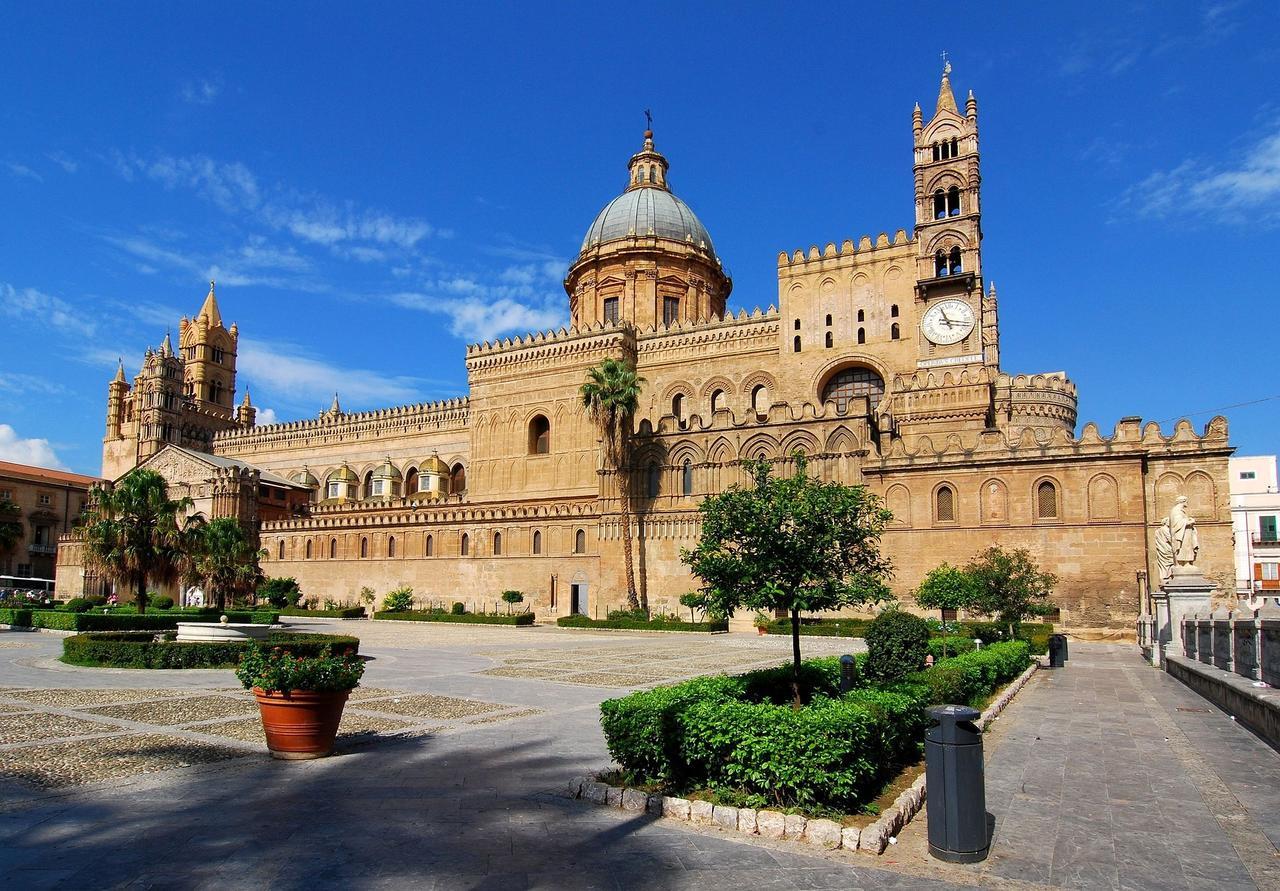 Apartamento Trilocale Al Politeama - Zyz Palermo Exterior foto